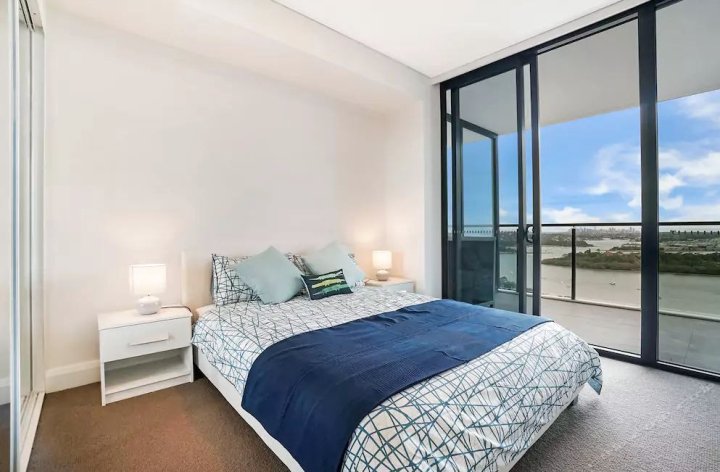 悉尼爱家度假-舒适水景花园公寓(Likehome Apartment-Cozy Apartment with Water View Plus Winter Garden Sydney)
