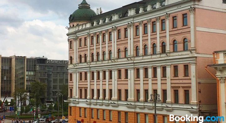 特维斯卡亚大街17号克里姆林公寓(Kremlin Apartments on Tverskaya Street, 17)