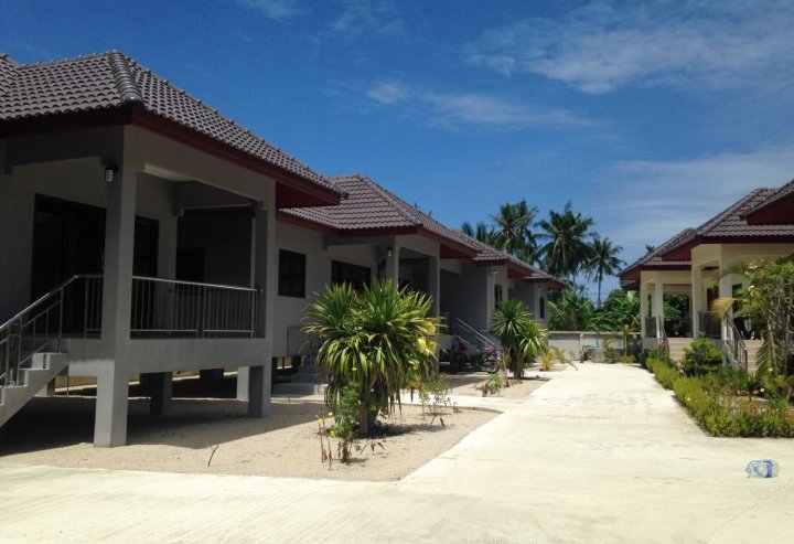 苏梅岛宁静度假别墅(Serenity Villa Resort Koh Samui)