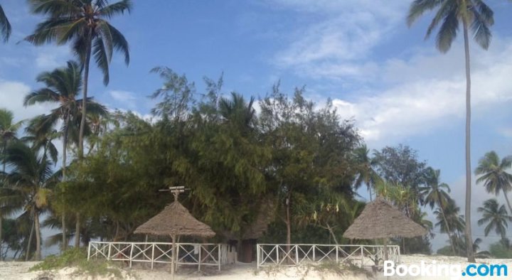 Mohammed Bungalows and Restaurant