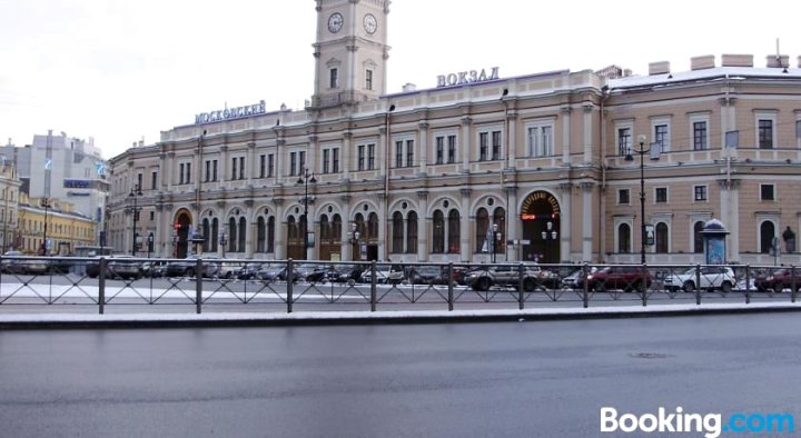 Apartment V Novom Dome on Kremenchugskaya 13