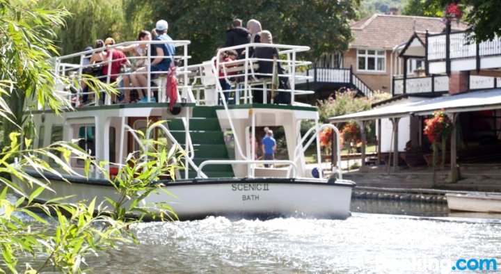 巴斯划船站酒店(Bath Boating Station)