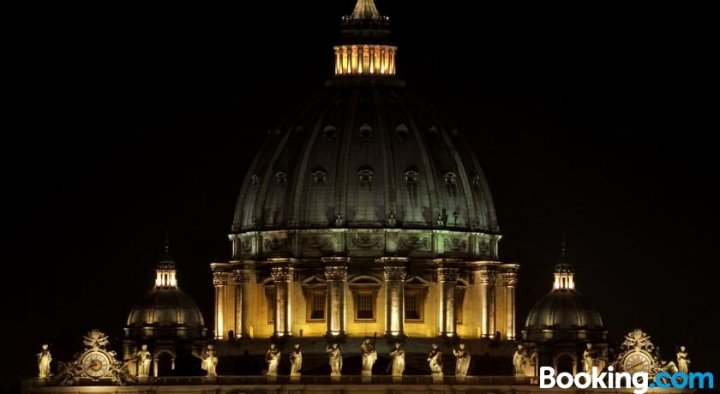 尊贵梵蒂冈套房(Prime Vatican Suites)