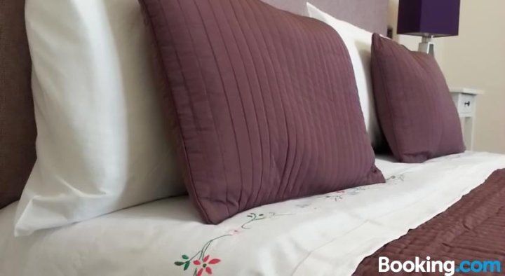 Dimora Montecchi B&B(Dimora Montecchi B&B)