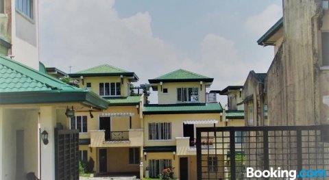 弗雷斯卡大雅台度假屋(Casa Fresca Tagaytay Townhouse)