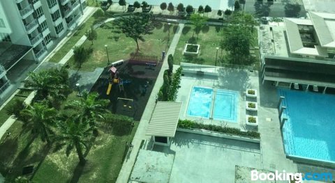 山打根宽敞舒适池景公寓(Sandakan Spacious and Comfortable Pool View Condo)