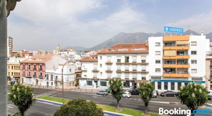 马贝拉中心公寓酒店(Apartamento Marbella Centre)