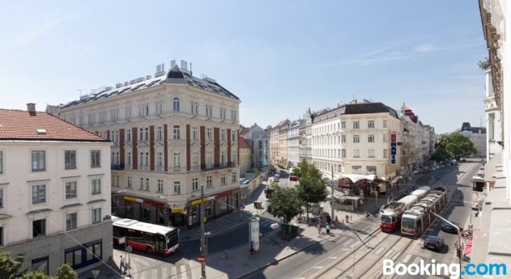 维也纳拉斐尔凯撒经济型设计公寓(Rafael Kaiser – Budget Design Apartments Vienna)