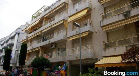Apartamentos Nautic wifi gratis a 150 metros de la playa de Tossa de Mar