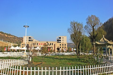 延安隆华花园酒店