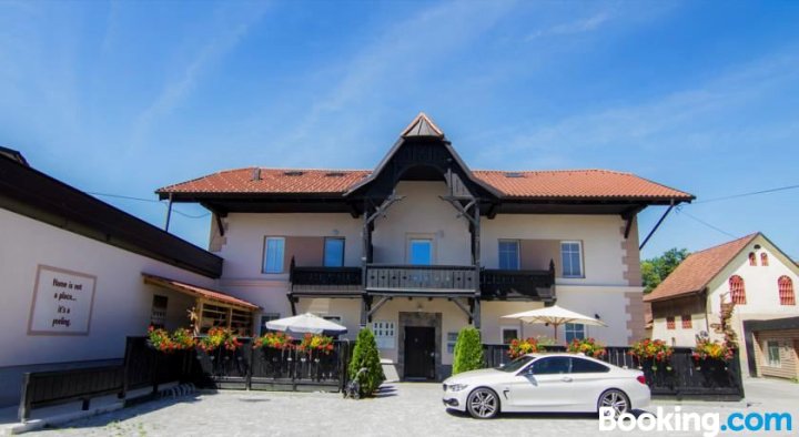 斯洛文尼亚维达住宿加早餐旅馆(Slovenian House Vida)