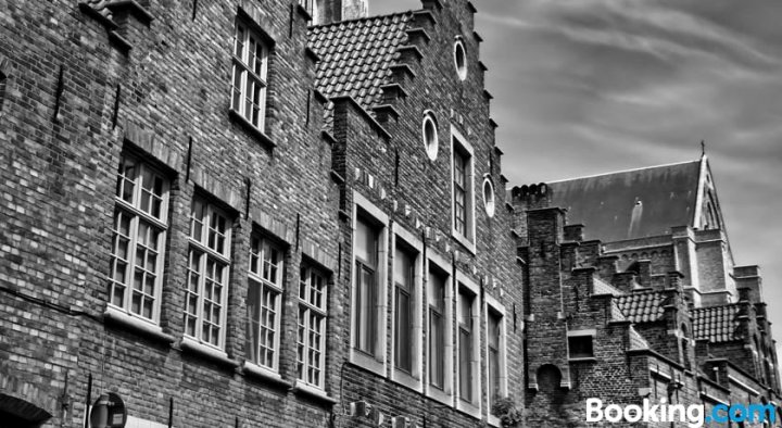 里比尔布鲁日旅馆(Hostel Lybeer Bruges)