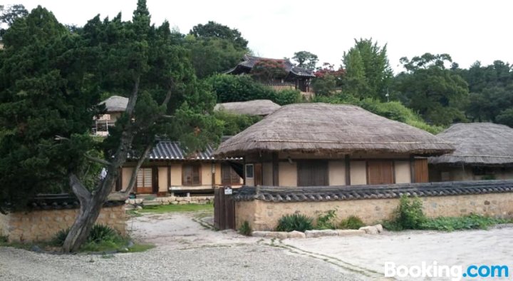 庆州曼哥泰克旅馆(Gyeongju Manho Gotaek)