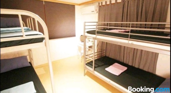 哈皮永地铁1分钟，3卧室别墅(Hapjong Metro 1Min, 3 Rooms)