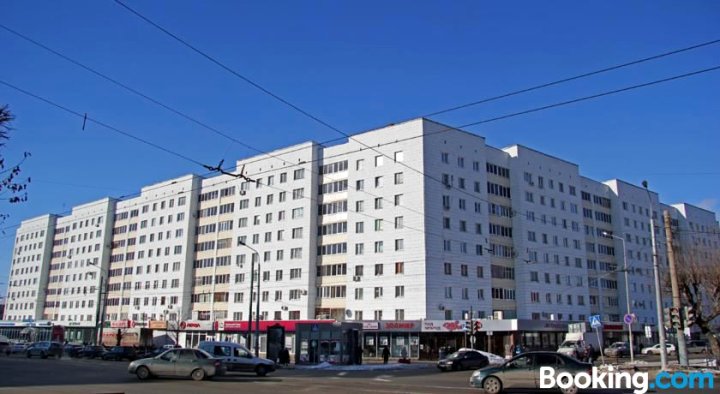 鞑靼斯坦52/72公寓(Apartments on Tatarstan 52/72)