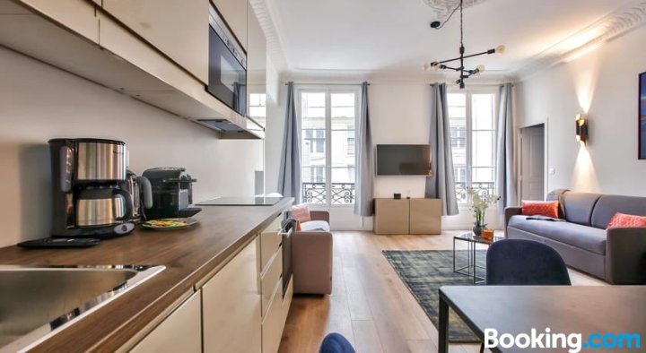 豪华平板套装公寓 - 艾丽斯公寓（1C）(63-Luxury Flat Champs-Elysees (1C))
