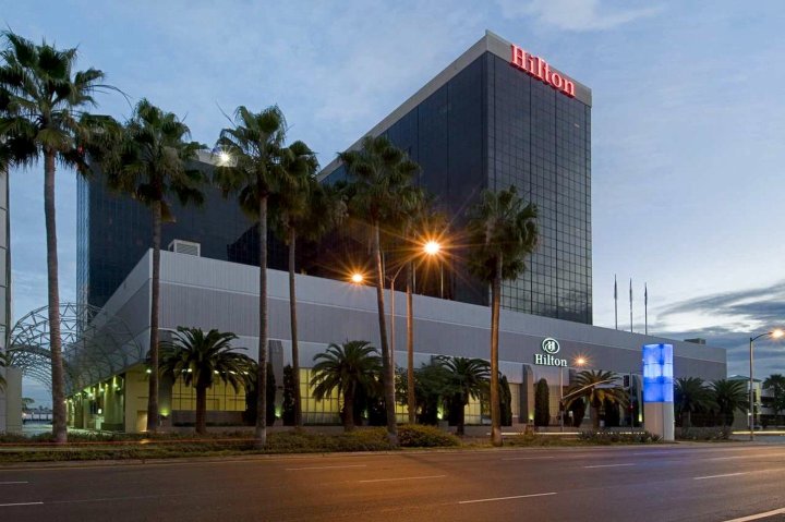 洛杉矶机场希尔顿酒店(Hilton Los Angeles Airport)
