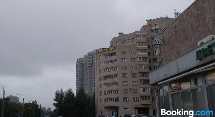 院士站附近公寓(Apartments near Akademicheskaya metro station)