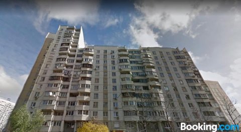 布拉迪斯拉发欧元公寓(Evro Apartment at Bratislavskaya)