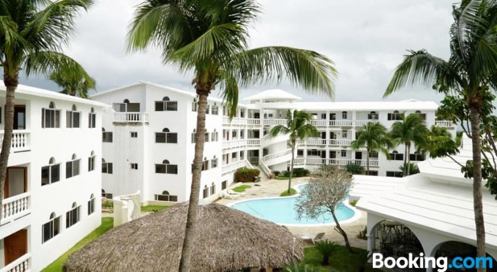 海洋棕榈住宅酒店(Ocean Palms Residences)