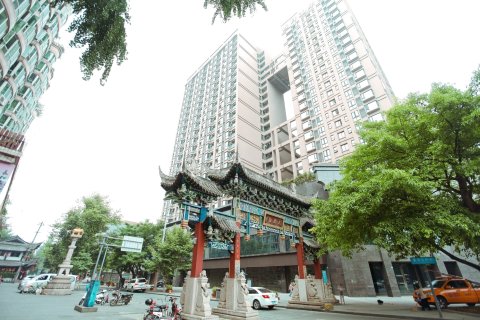 成都蓝白子精品公寓