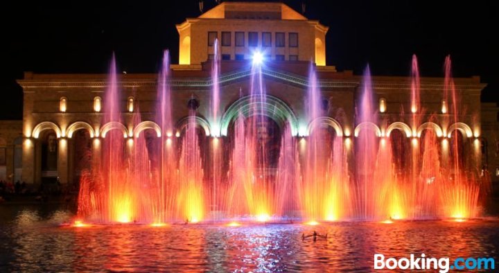出租公寓(Top Apartments - Yerevan Centre)