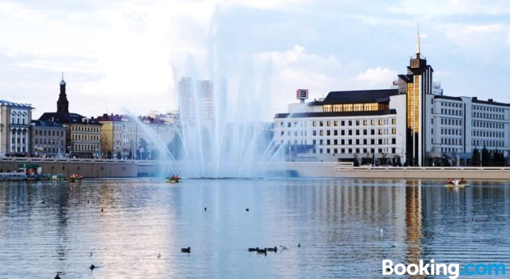 Lowcost Hotel Berison Parizhskoy Kommuny