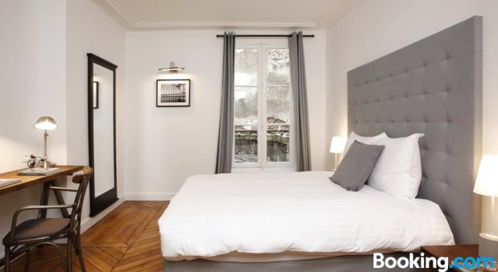 巴黎中心2＆4豪华四卧室公寓(The Residence - Luxury 4 Bedroom Paris Center 2 & 4)
