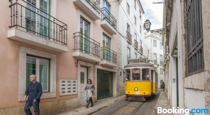 里斯本阿尔法玛二区拜忽斯公寓(Bairrus Lisbon Apartments - Alfama II)