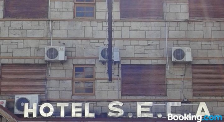 艾斯宫殿酒店(Hotel As Palace)