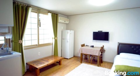 卡萨琳达木屋(Casa Linda Guesthouse)