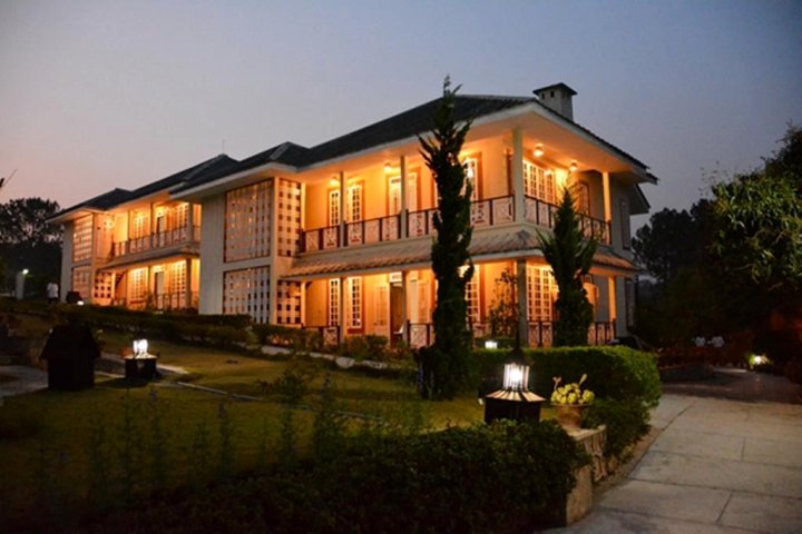 松木山度假酒店(Pine Hill Resort)