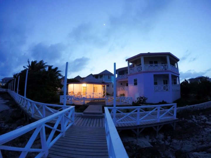 阿拉瓦克海滩酒店(Arawak Beach Inn)