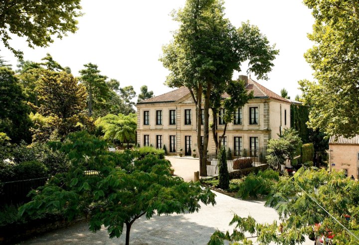 多曼尼奥里亚克酒店(Domaine d'Auriac)