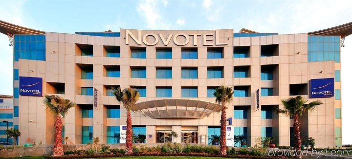 达曼商业园诺富特酒店(Novotel Dammam Business Park)