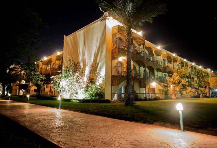 赫尔格达沙漠玫瑰度假村酒店(The Desert Rose Resort Hurghada)