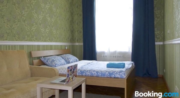 免费公寓 - 库德林斯卡亚区之家1号 - 高层(KvartiraSvobodna - Kudrinskaya Ploshad Dom 1 - Vysotka)