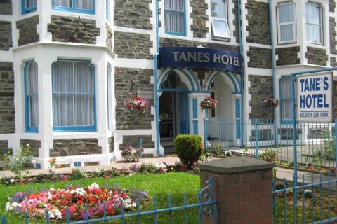 塔内斯酒店(Tanes Hotel)