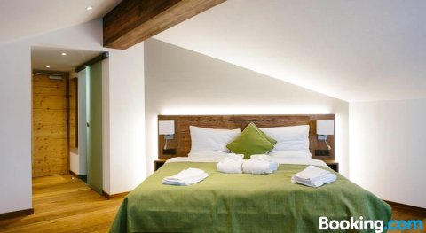 拜伦宾馆(Baeren Restaurant & Rooms)
