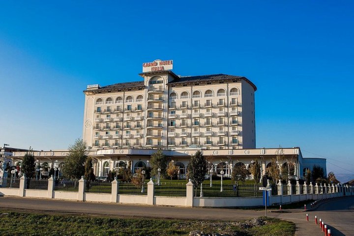 意大利圆山酒店(Grand Hotel Italia)