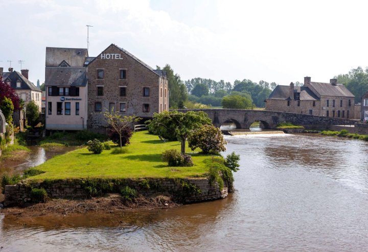 迪塞磨坊贝斯特韦斯特酒店(Best Western le Moulin de Ducey)