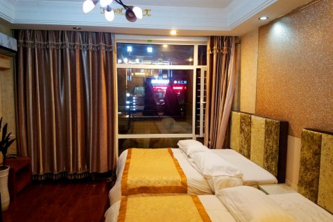 酒店百宝箱 酒店首页  大连酒店 大连金石滩铂金度假海景公寓(丽湖路