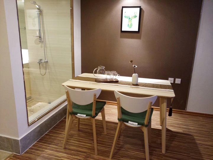 天津晚晚的loft公寓(彩带岛公园分店)