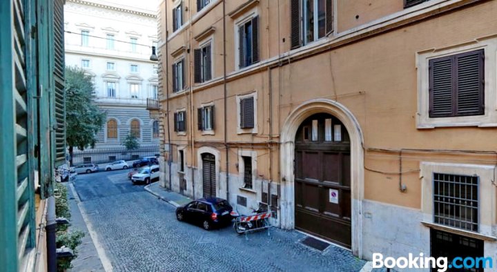 Monti Colosseum House Apartment | Romeloft