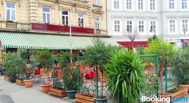 Apartment Near Hundertwasserhaus Vienna