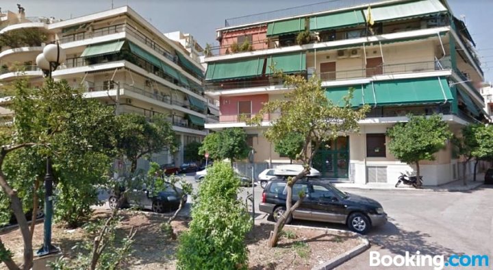 雅典城市潮流之家酒店 - 到地铁站 5 分钟(Trendy Urban Home in Athens - 5' to Metro Station)