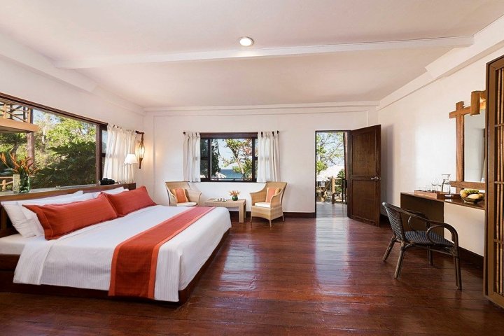 巴拉望俱乐部乐园度假村(Club Paradise Resort Palawan)