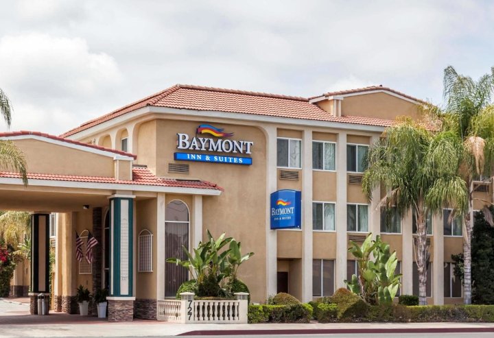 阿纳海姆贝蒙特旅馆套房酒店(Baymont Inn and Suites - Anaheim Los Angeles)