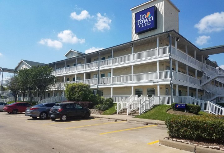 德克萨斯休斯顿 - 绿点城中套房长住酒店(InTown Suites Extended Stay Houston TX - Greenspoint)