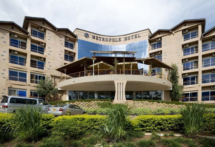 坎培拉都市酒店(Metropole Hotel Kampala)